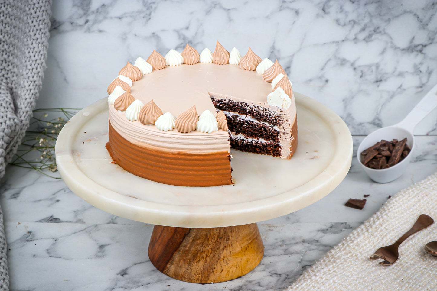 Chocolate Vanilla Cake