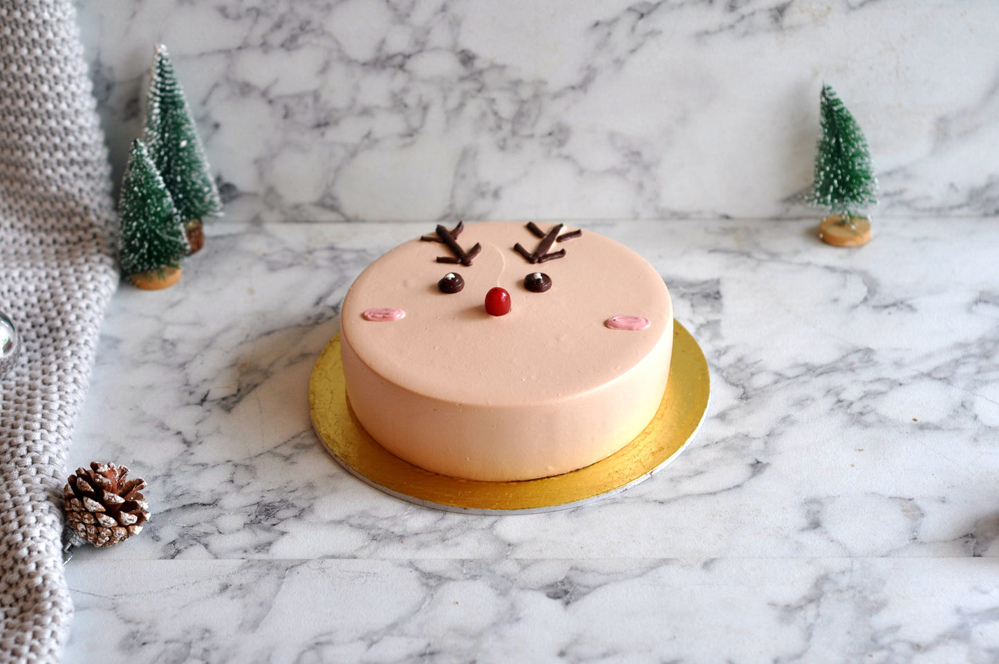 Christmas Reindeer Cake