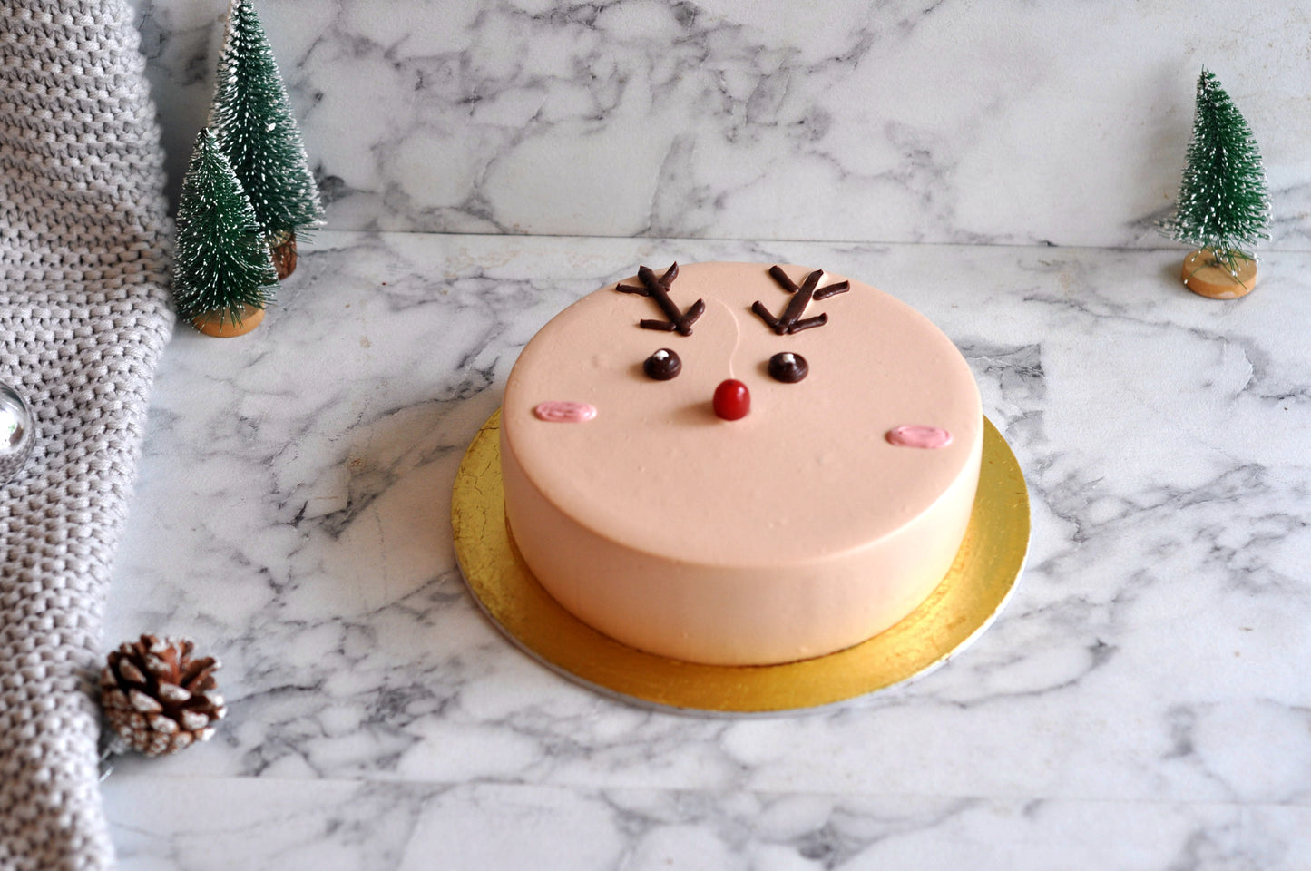 Christmas Reindeer Cake