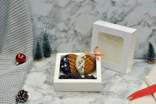 Christmas Gift Box - 2 Cookies + Almond Rocks