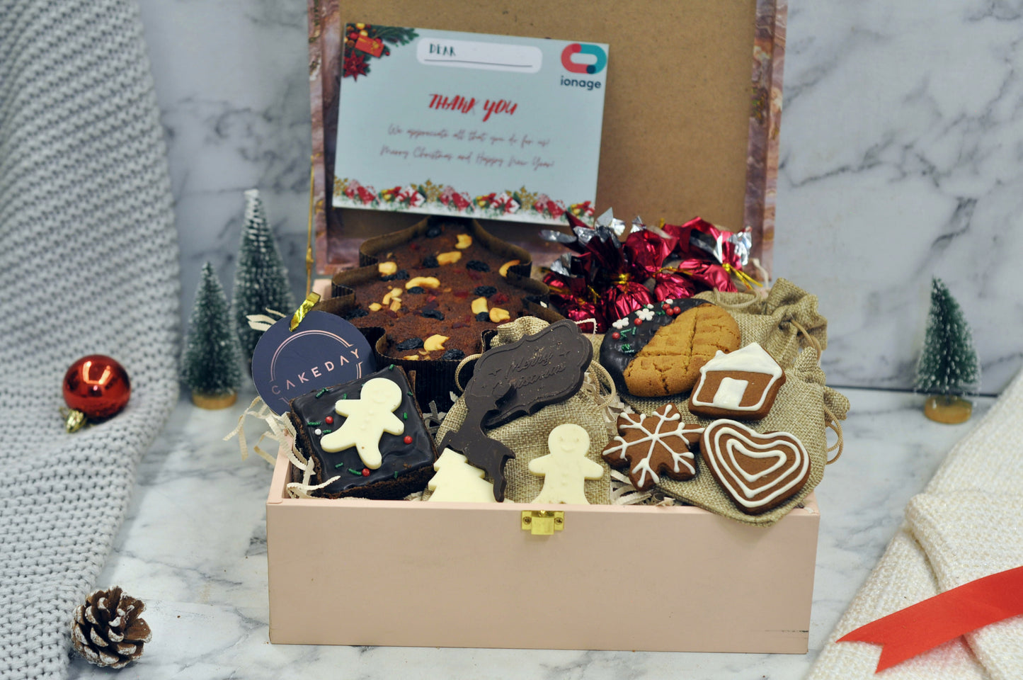 Christmas Gift Hamper 10*10 Trunk Box