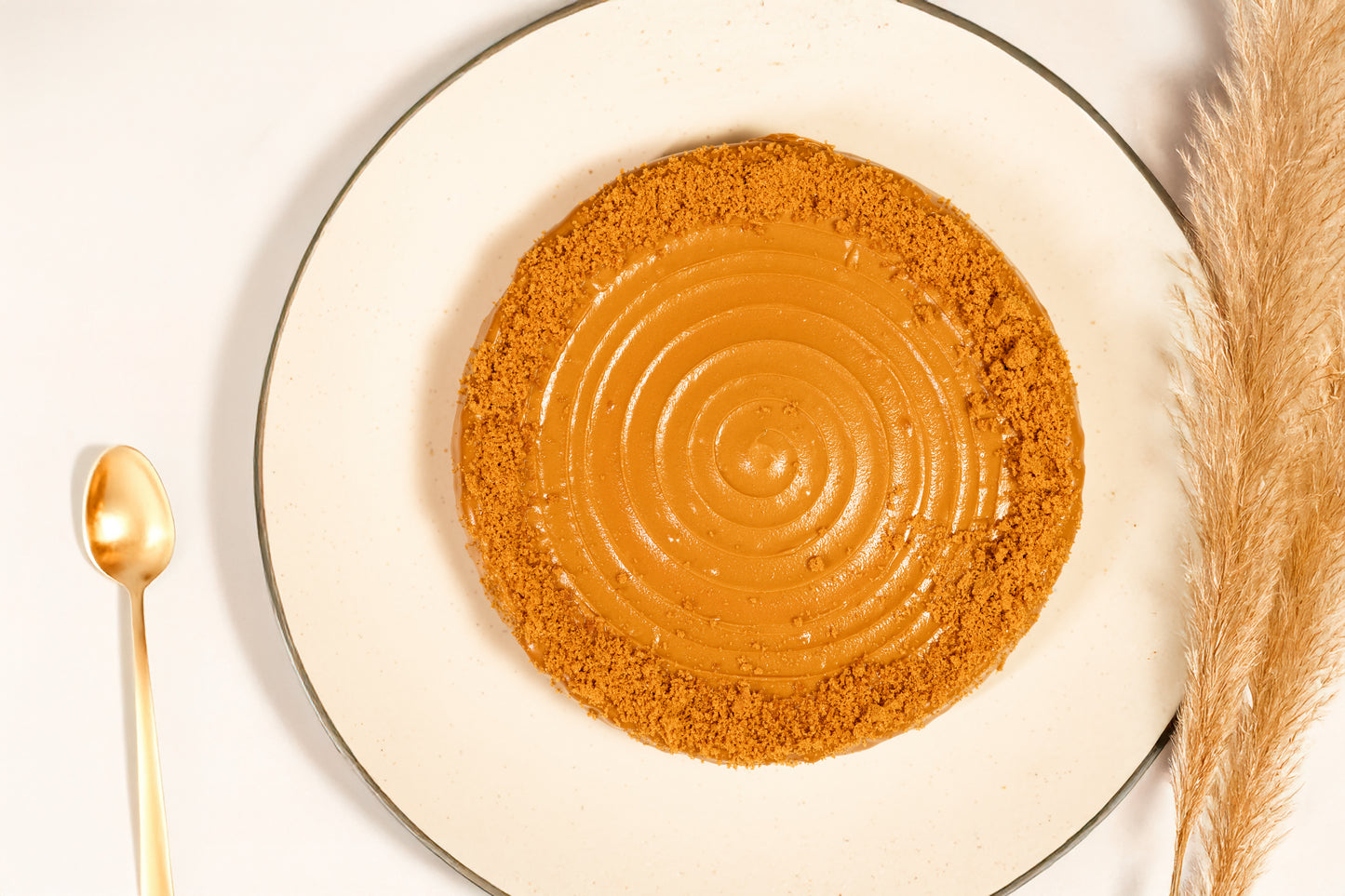 Lotus Biscoff Cheesecake - Crave in Caramel