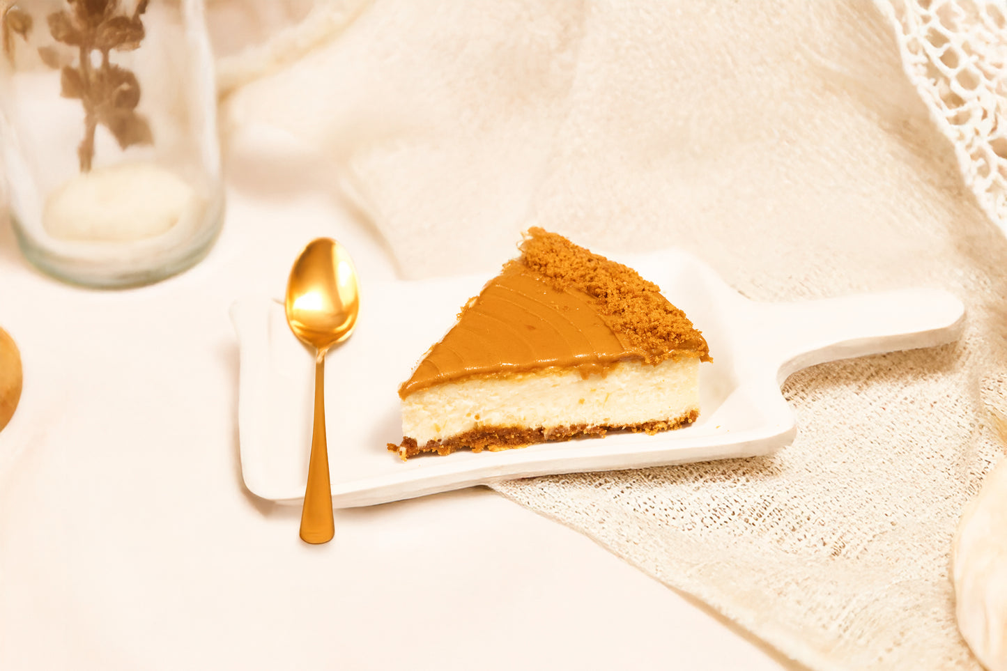 Lotus Biscoff Cheesecake - Crave in Caramel