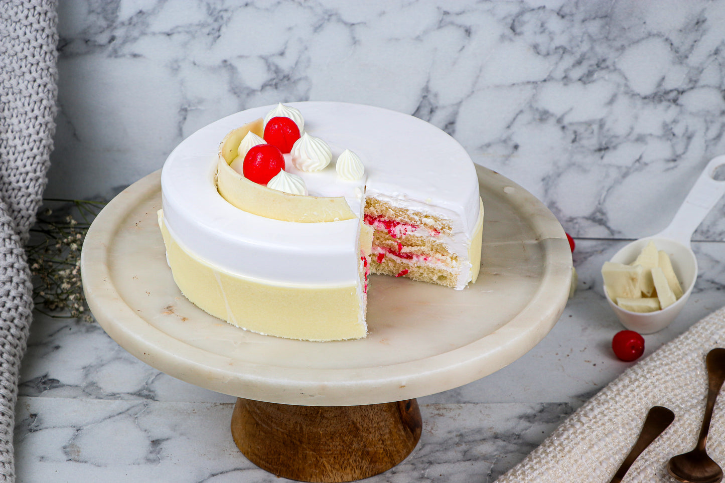 White Forest Cake