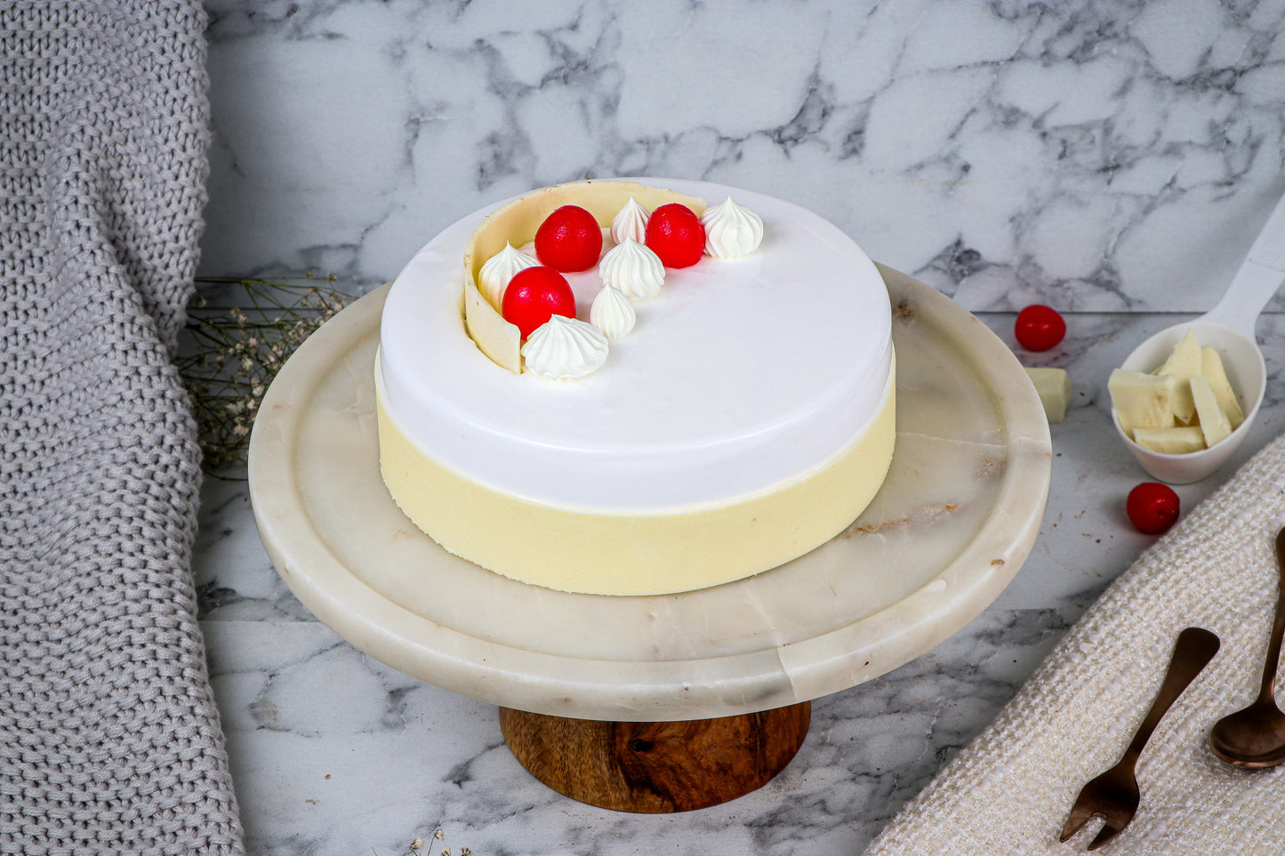 White Forest Cake