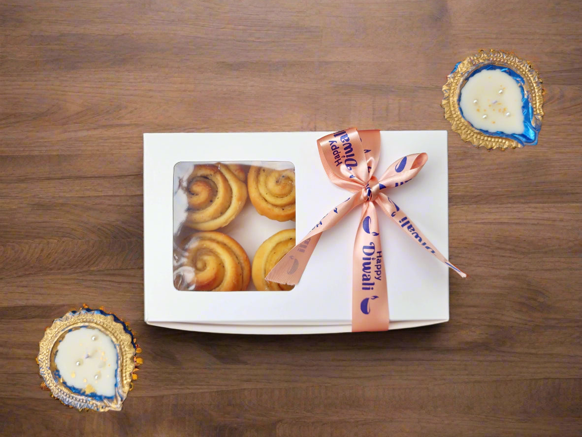 Festive Elaichi Swirls - Pack of 6