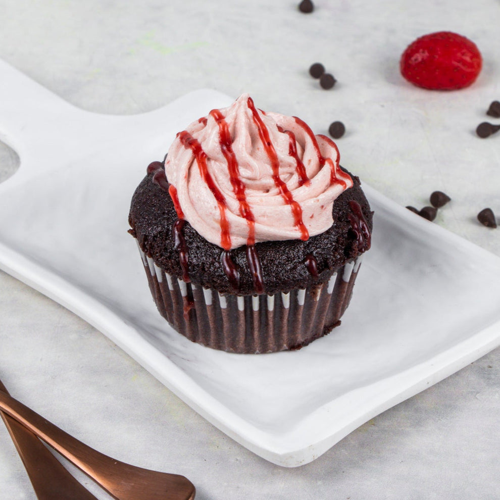 CAKEDAY Chocolate Strawberry Cupcakes Best in Bangalore Cakeday