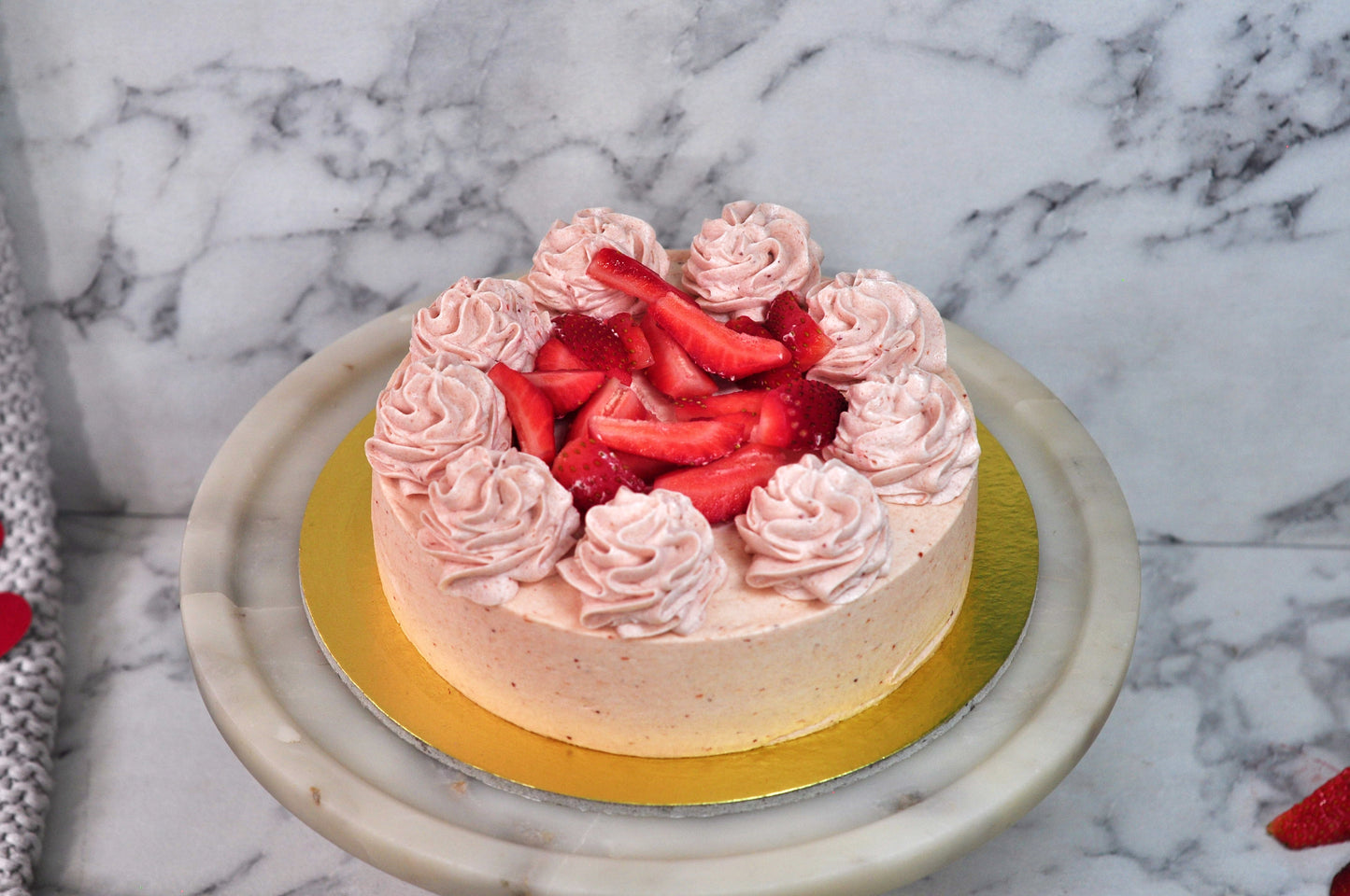 Vanilla Fresh Strawberry Cake