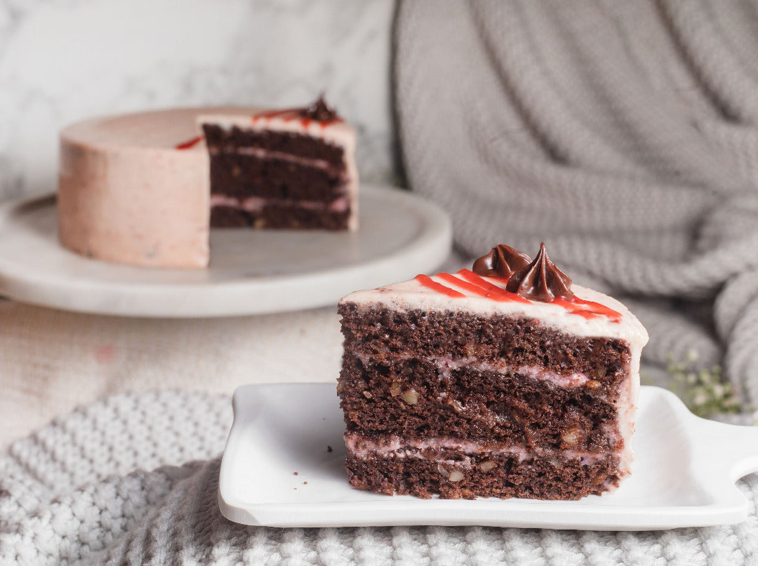 strawberry chocolate cake