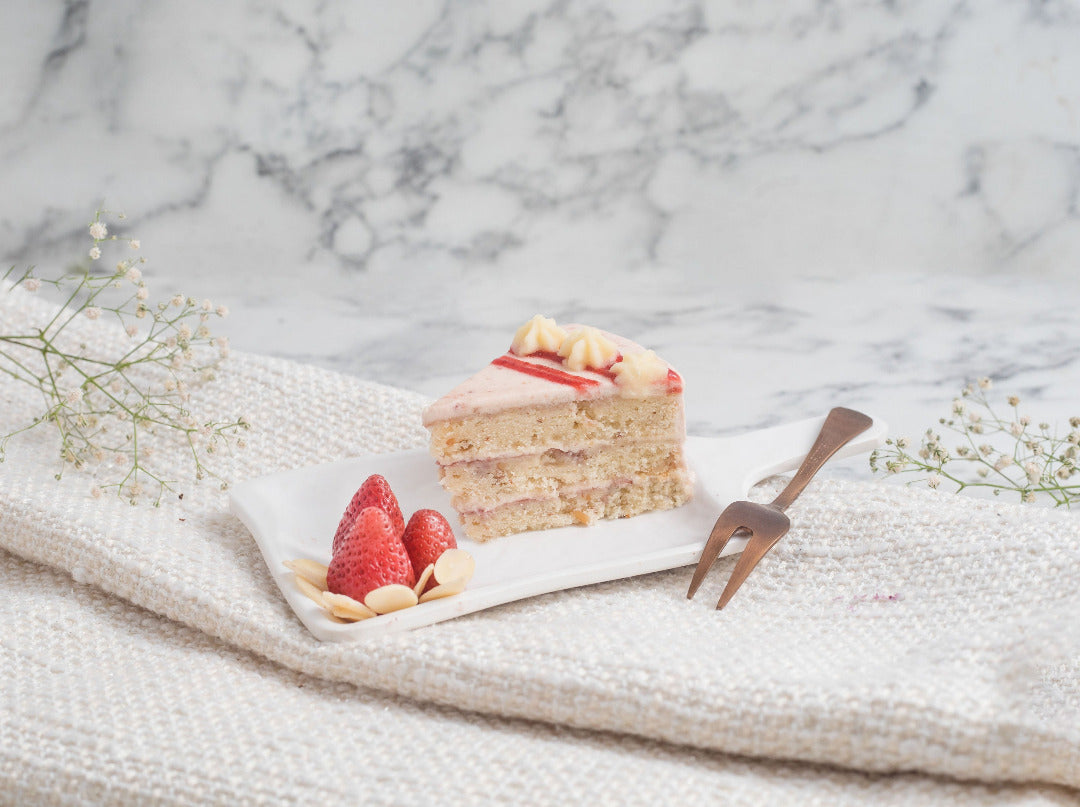 strawberry vanilla cake